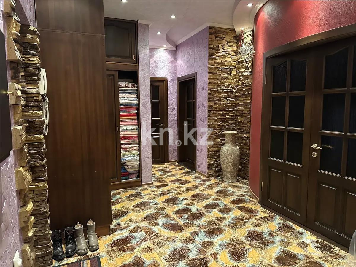 Продажа 2-комнатной квартиры, 80 м², ул. Тулебаева, дом  175 в Алматы - фото 4