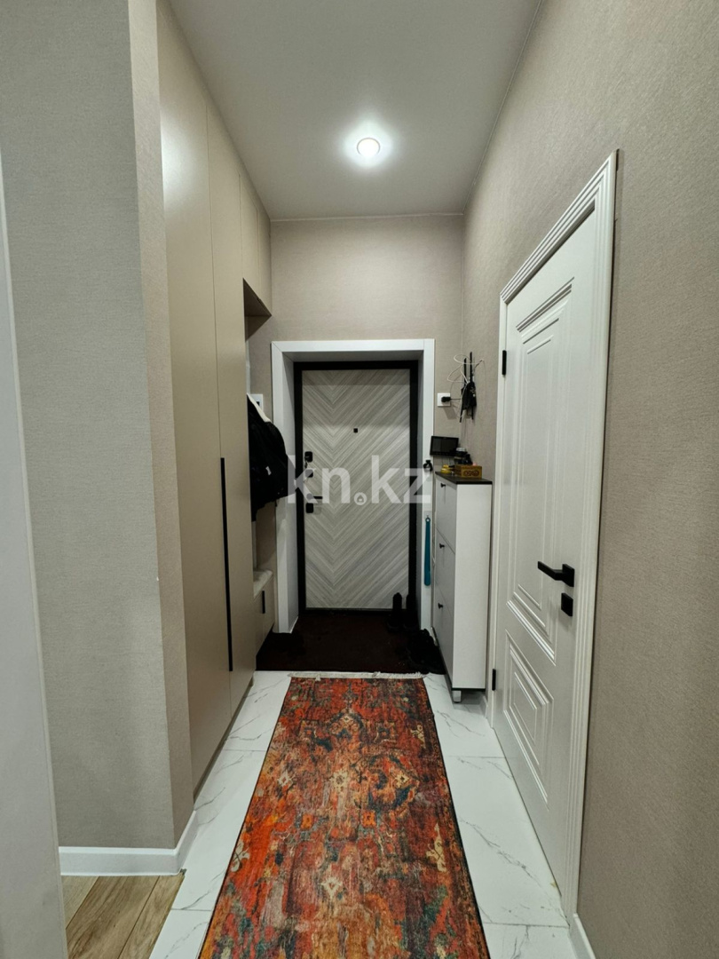 Продажа 2-комнатной квартиры, 40 м², мкр. Голубые Пруды, дом  456/2 в Караганде - фото 13