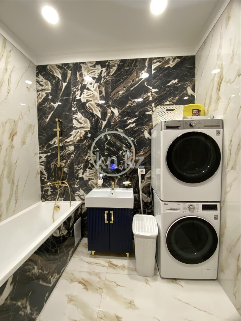 Продажа 4-комнатной квартиры, 132 м², ул. Шарля де Голля в Астане - фото 21