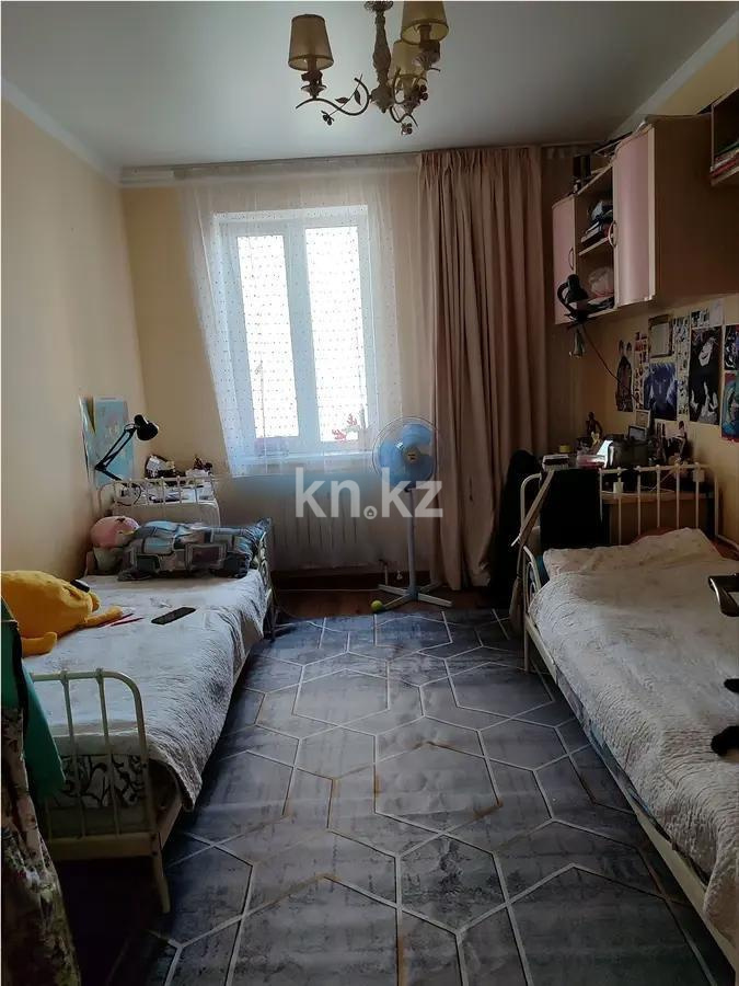 Продажа 3-комнатной квартиры, 82 м², ул. Валиханова, дом  23/1 в Астане - фото 3