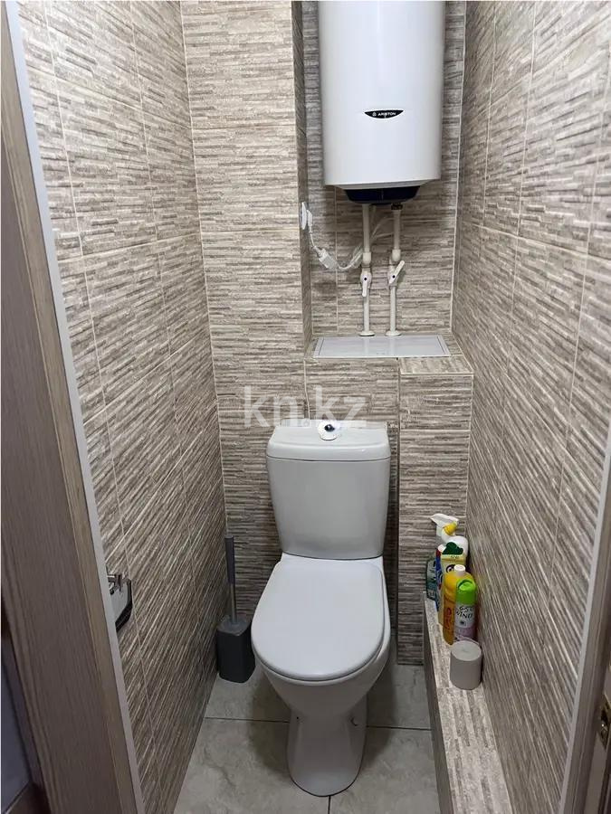 Продажа 3-комнатной квартиры, 63 м², ул. Гапеева, дом  1 в Караганде - фото 6