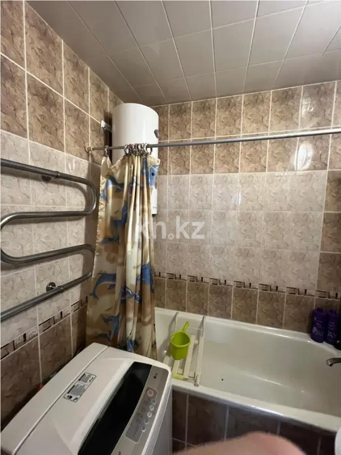 Продажа 3-комнатной квартиры, 64 м², ул. Таттимбета, дом  20 в Караганде - фото 6