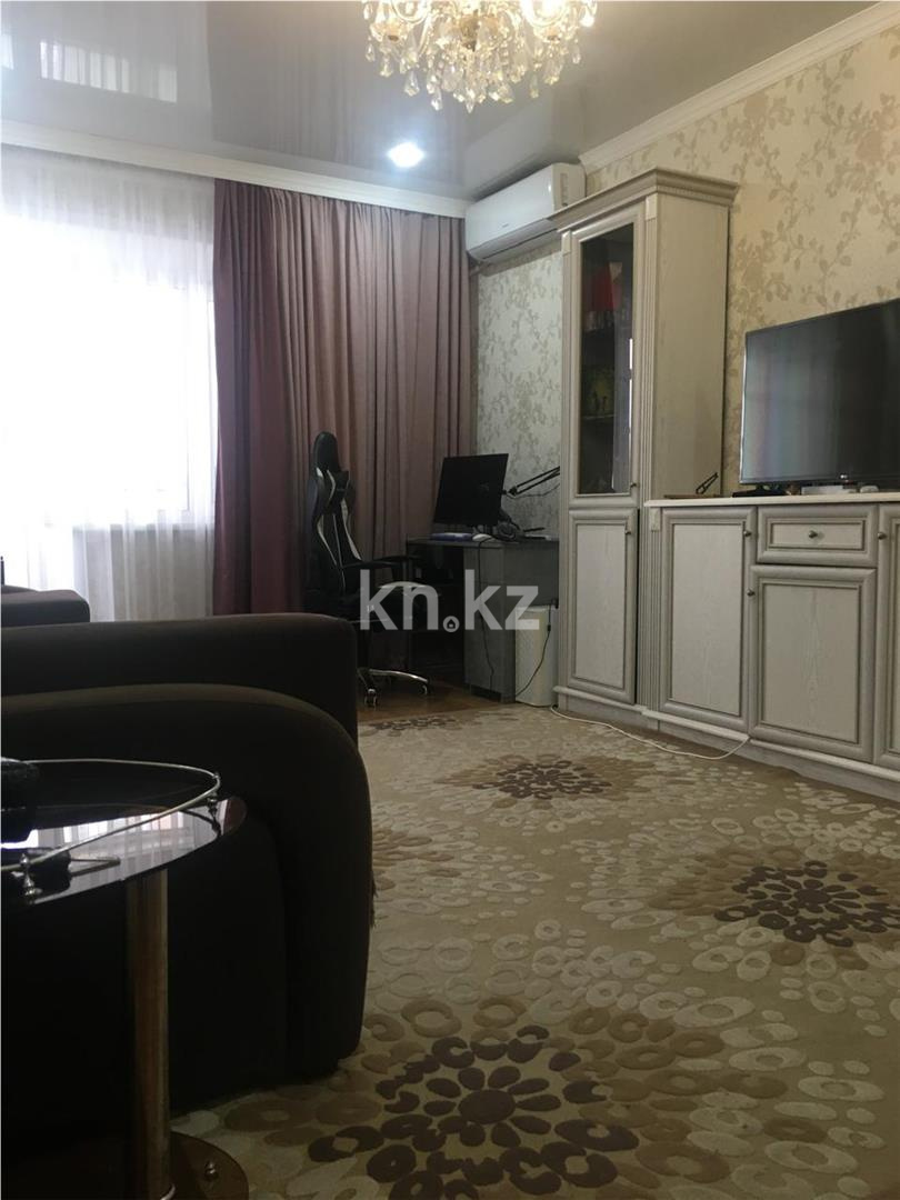 Продажа 2-комнатной квартиры, 53 м², ул. Комиссарова в Караганде