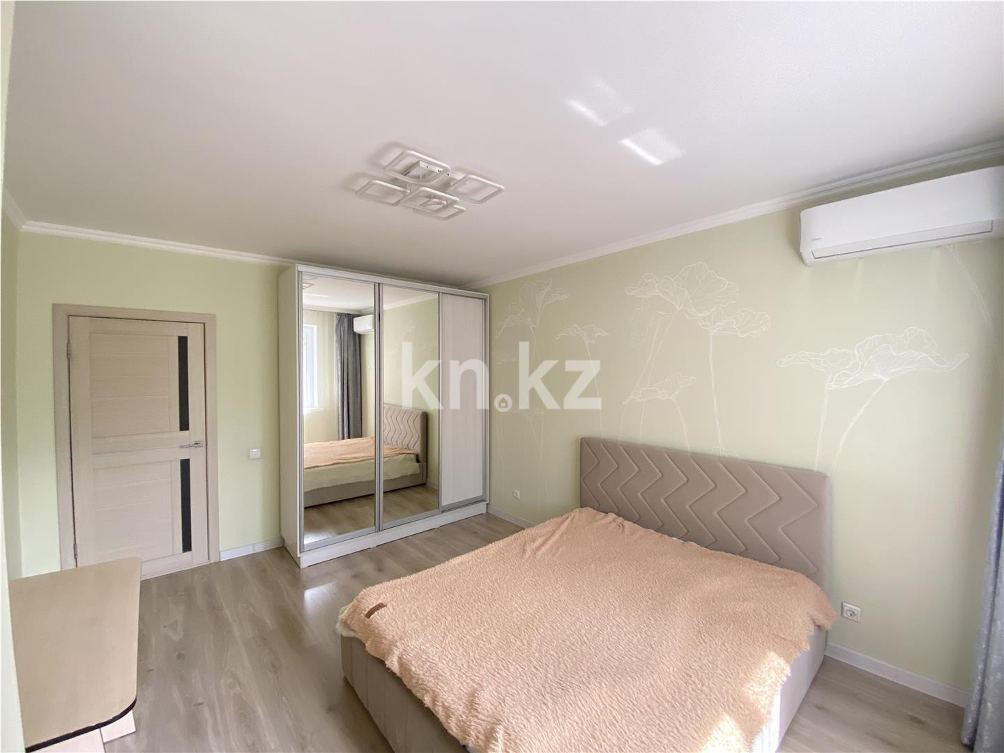 Продажа 2-комнатной квартиры, 69.7 м² в Астане - фото 4