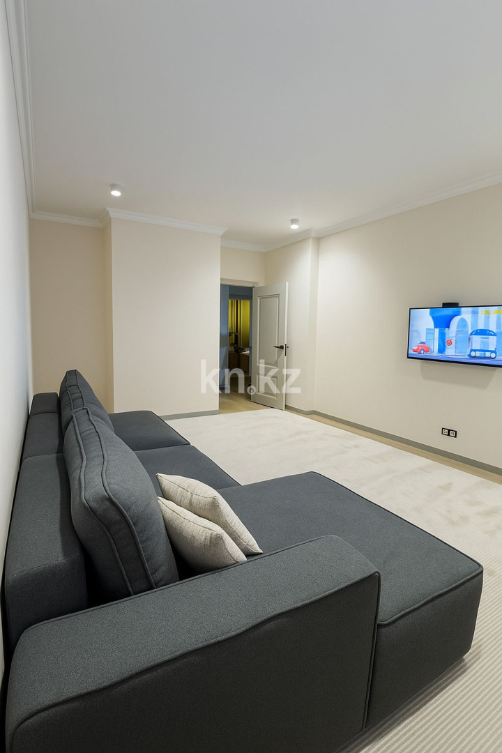 Продажа 2-комнатной квартиры, 66 м², ул. Аль-Фараби, дом  11 в Астане