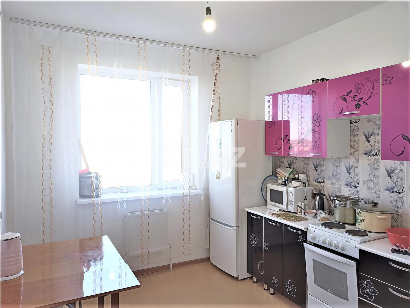 Продажа 2-комнатной квартиры, 67 м², ул. Момышулы, дом  28 в Караганде - фото 5