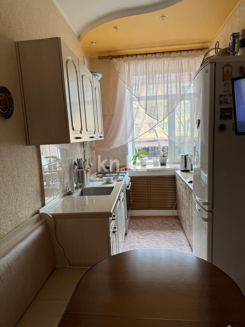 Продажа 3-комнатной квартиры, 65.8 м² в Караганде - фото 4