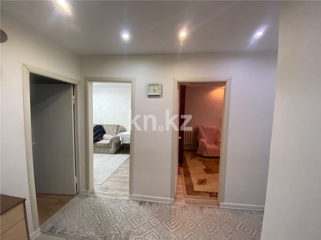 Продажа 3-комнатной квартиры, 62 м², мкр-н Восток-2 в Караганде - фото 10