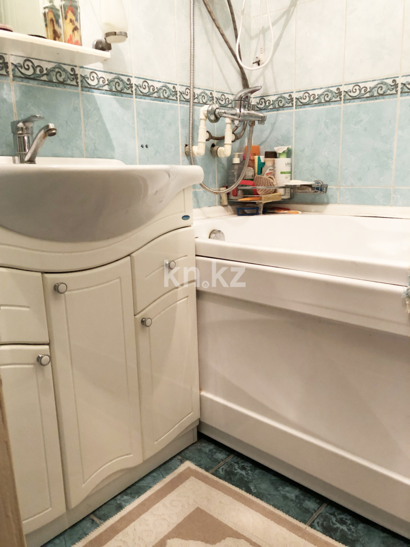 Продажа 3-комнатной квартиры, 57.8 м², ул. Крылова, дом  44 в Караганде - фото 17