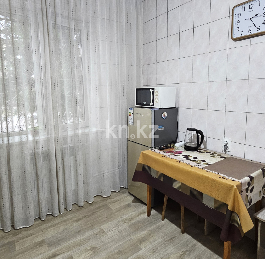 Аренда 1-комнатной квартиры посуточно, 42 м² в Алматы - фото 13