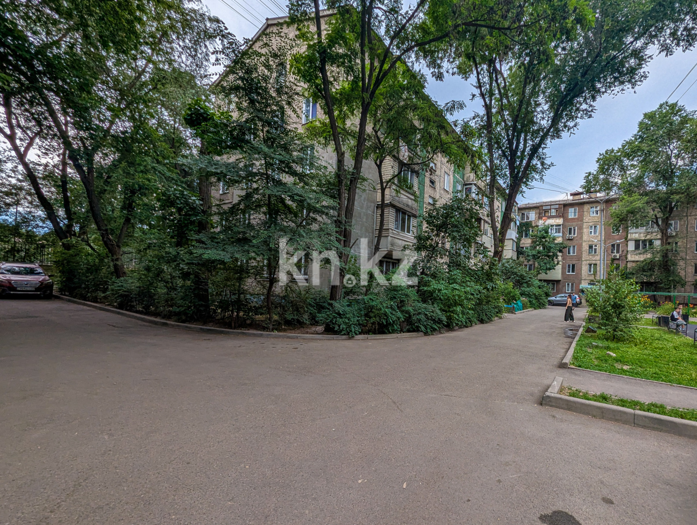 Продажа 2-комнатной квартиры, 42.4 м² в Алматы - фото 11