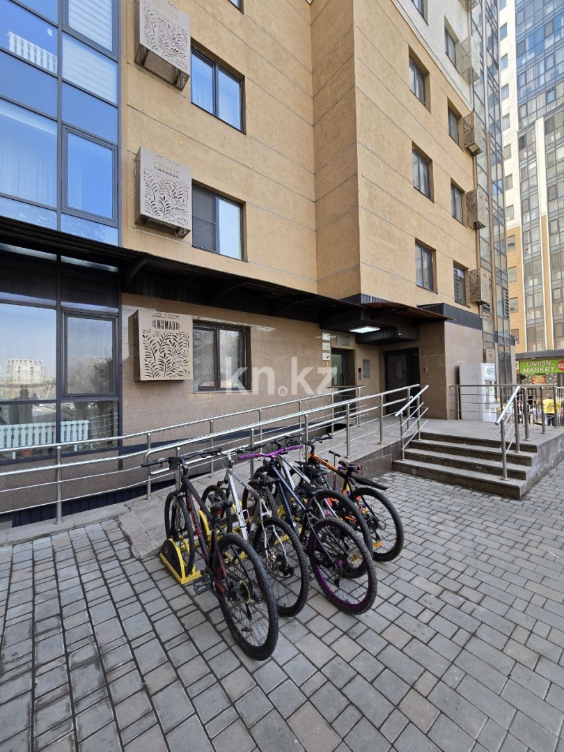 Продажа 1-комнатной квартиры, 30.6 м² в Алматы - фото 35