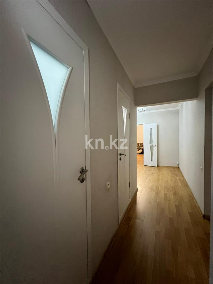 Продажа 3-комнатной квартиры, 68 м², мкр-н Голубые Пруды в Караганде - фото 14