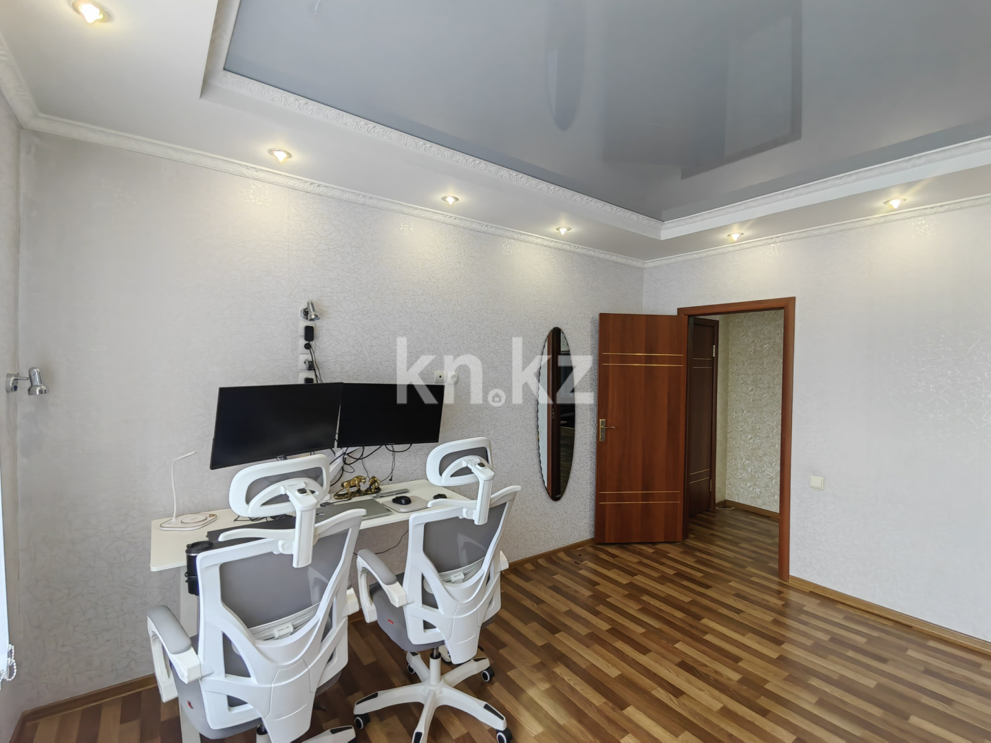 Продажа 4-комнатной квартиры, 122 м², пр. Республики, дом  40 в Караганде - фото 12