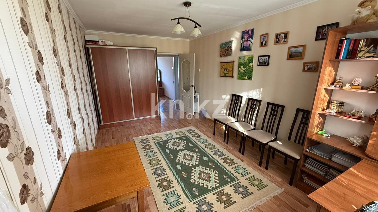 Продажа 3-комнатной квартиры, 64.4 м², ул. Дюсембекова, дом  57 в Караганде - фото 6