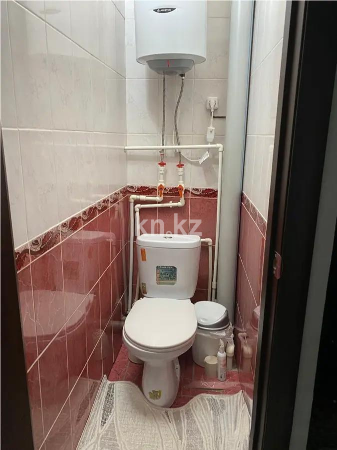 Продажа 2-комнатной квартиры, 44 м², мкр-н 15, дом  18 в Караганде - фото 5