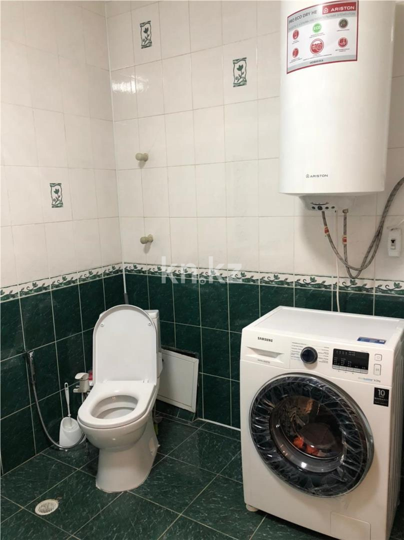 Продажа 3-комнатной квартиры, 96 м², ул. Абая, дом  61/2 в Караганде - фото 13