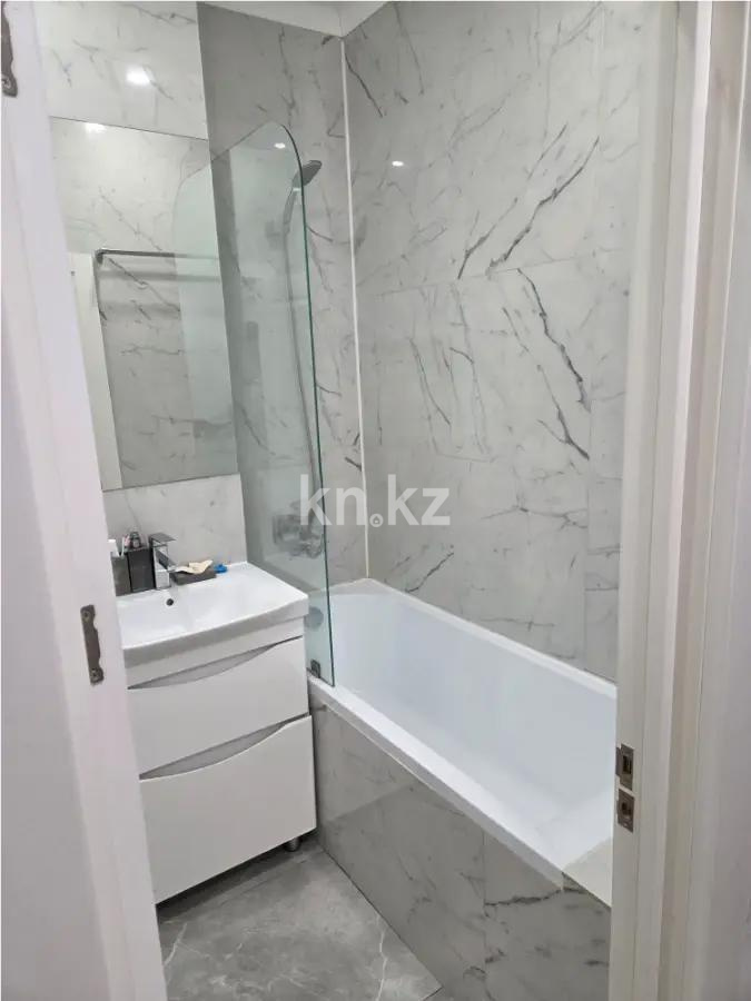 Продажа 3-комнатной квартиры, 76 м², пр. Улы Дала, дом  54 в Астане - фото 4