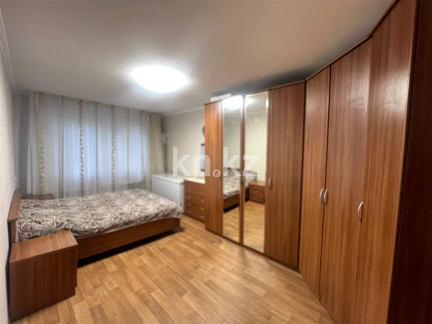Продажа 3-комнатной квартиры, 62 м², пр. Республики, дом  28 в Караганде - фото 3