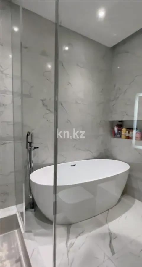 Продажа 2-комнатной квартиры, 86 м² в Алматы - фото 3