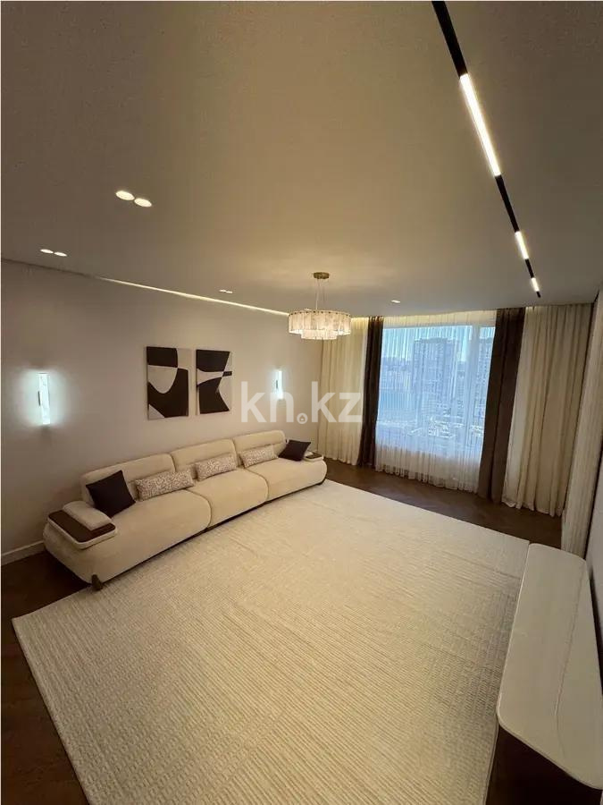 Продажа 3-комнатной квартиры, 103 м², ул. Сыганак, дом  52/1 в Астане