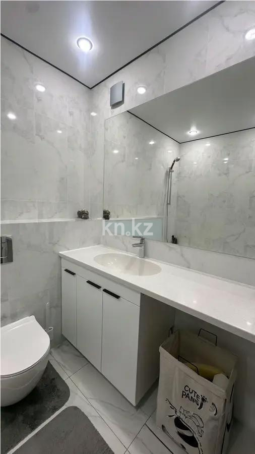 Продажа 3-комнатной квартиры, 84 м², ул. Хусейна бен Талала, дом  41 в Астане - фото 5