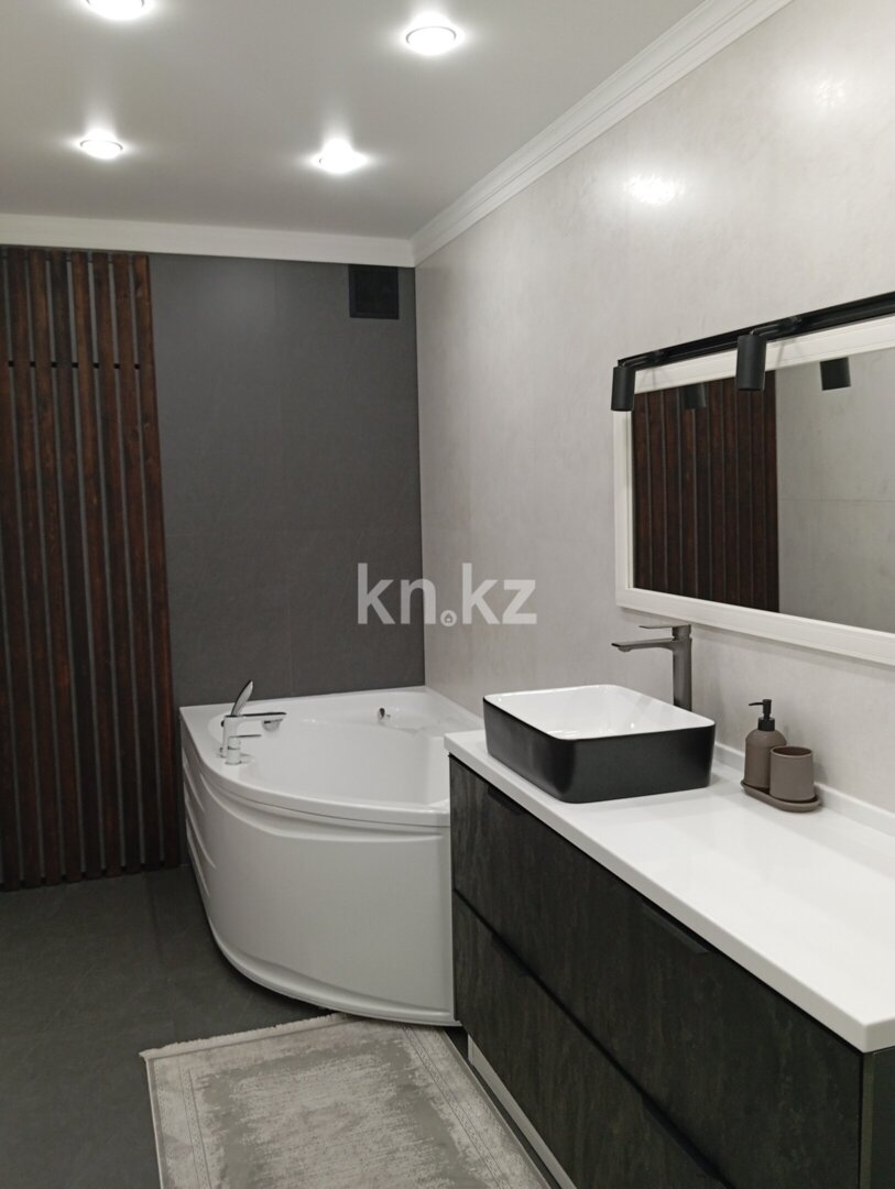 Аренда 3-комнатного дома, 180 м² в Алматы - фото 15