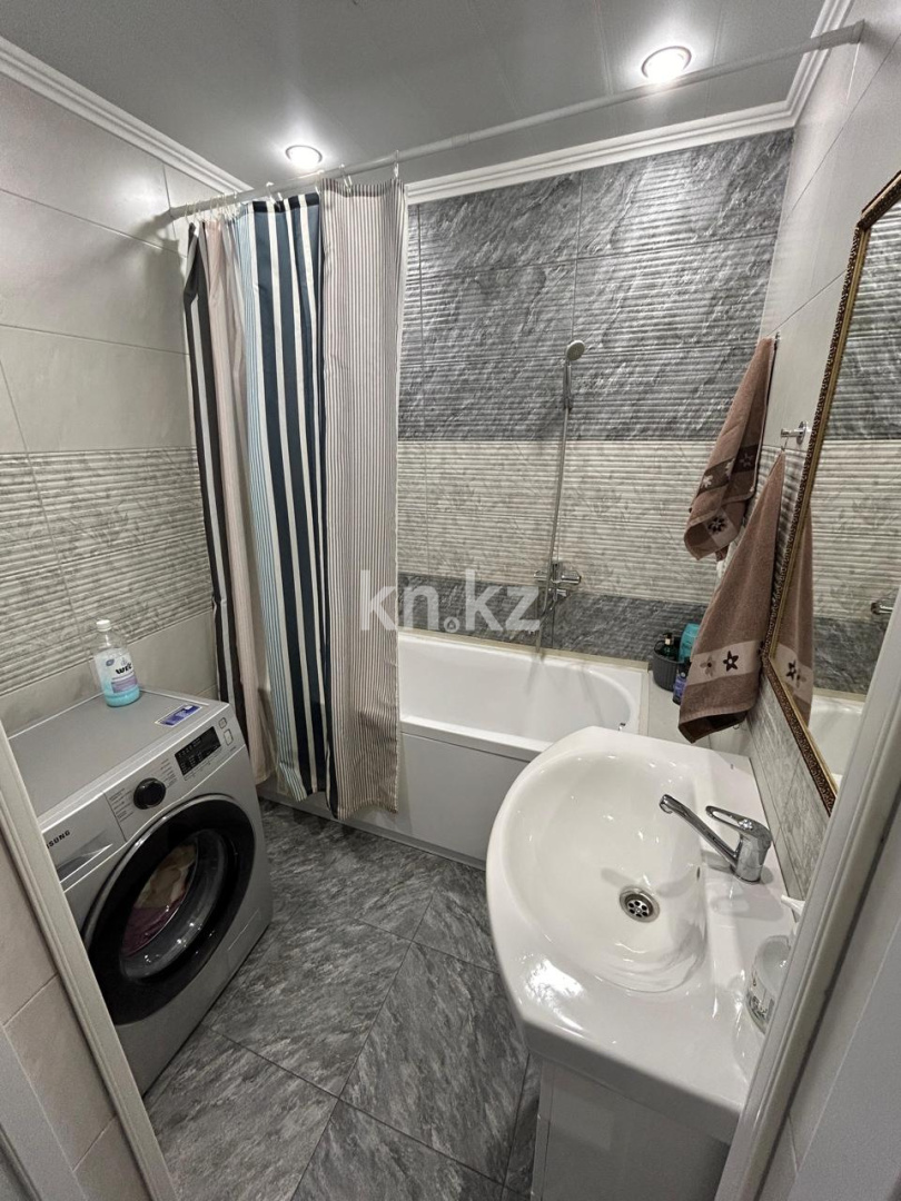 Продажа 2-комнатной квартиры, 69 м², пр. Республики в Караганде - фото 12