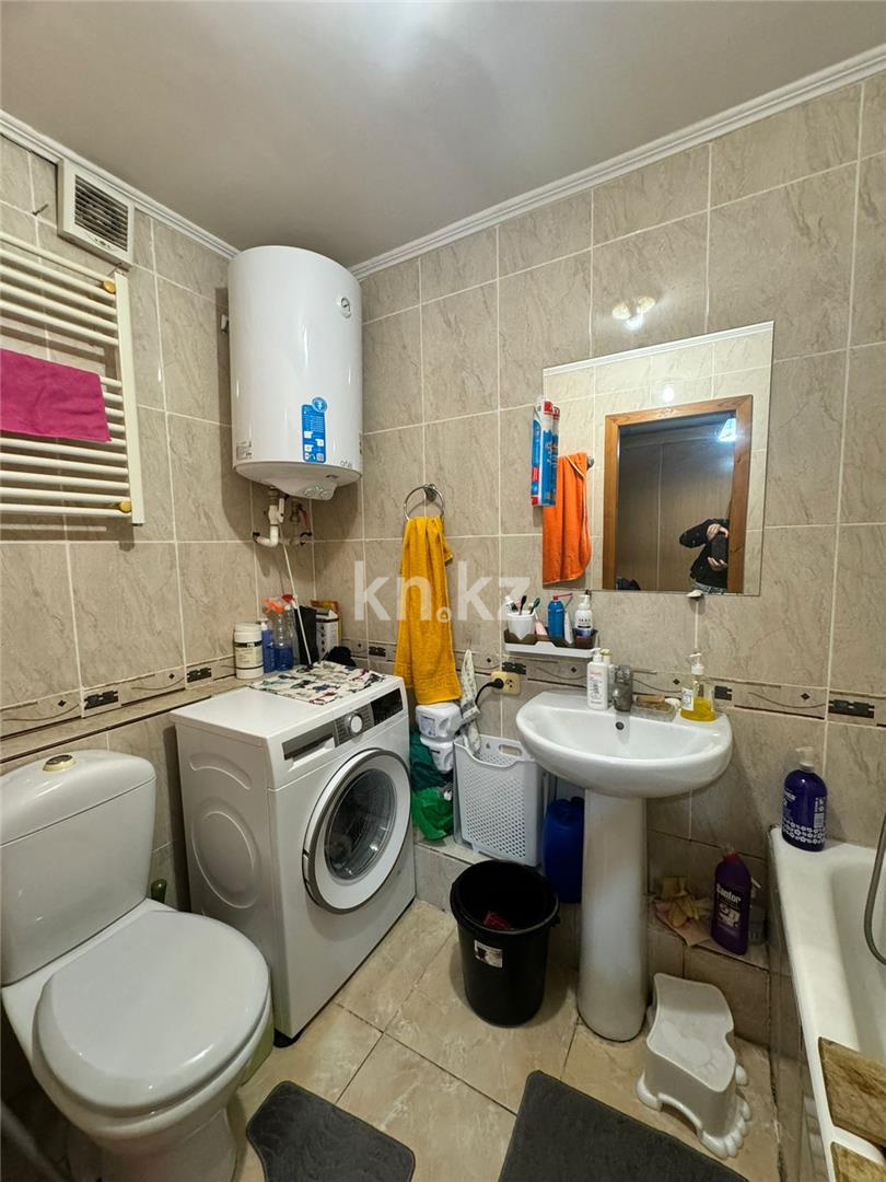 Продажа 3-комнатной квартиры, 60 м², ул. Сатыбалдина в Караганде - фото 10