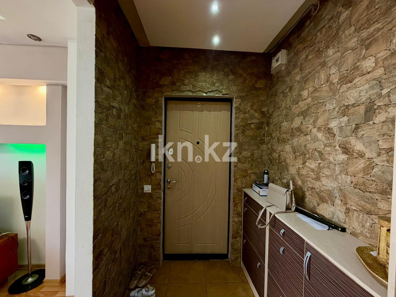 Продажа 4-комнатной квартиры, 76 м² в Караганде - фото 13