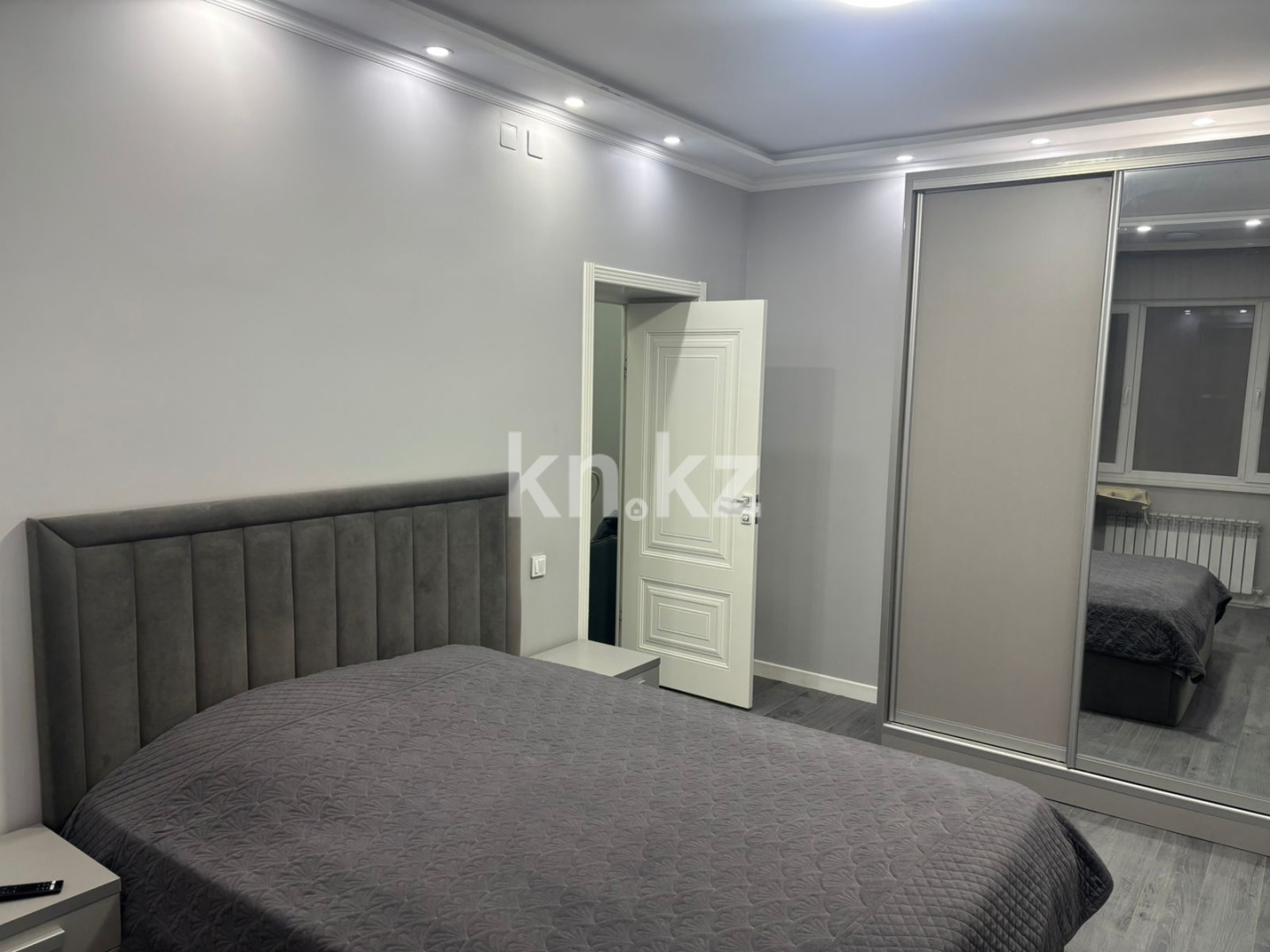 Продажа 1-комнатной квартиры, 50.2 м² в Алматы - фото 4