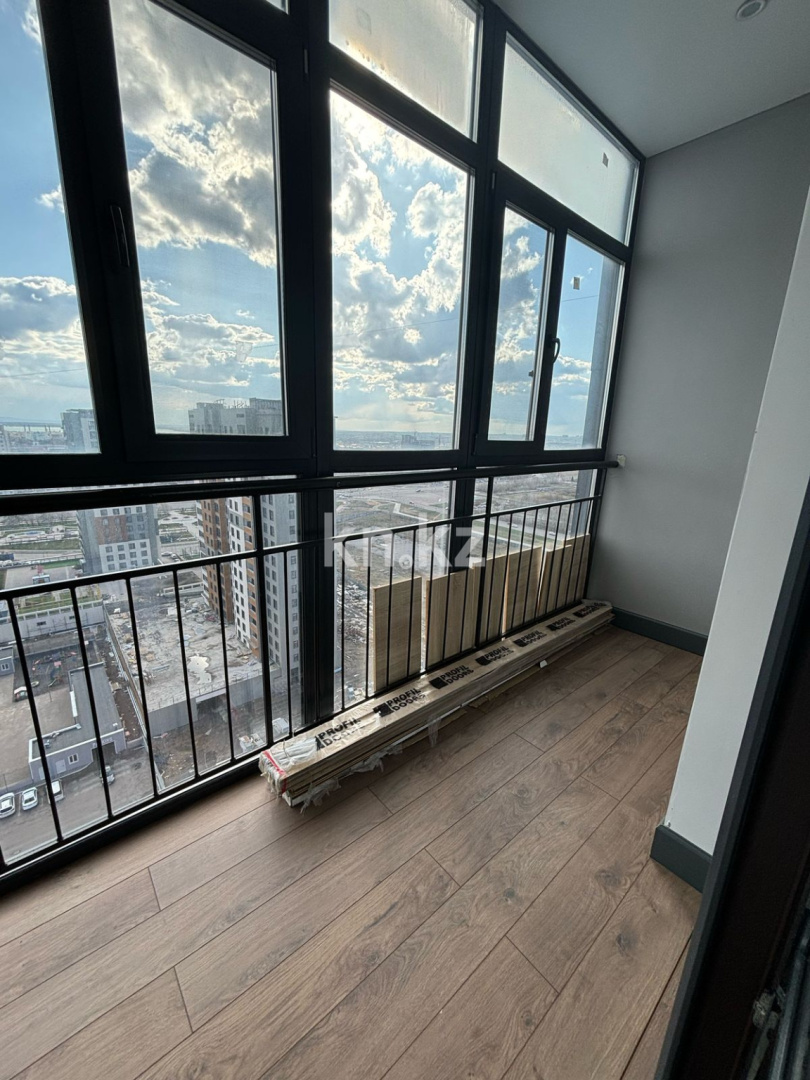 Продажа 4-комнатной квартиры, 107 м², пр. Шахтеров, дом  52б в Караганде - фото 11