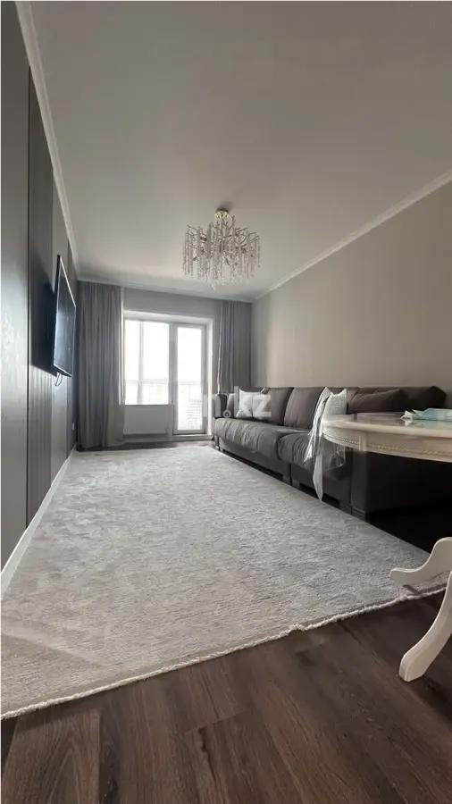 Продажа 4-комнатной квартиры, 100 м² в Караганде