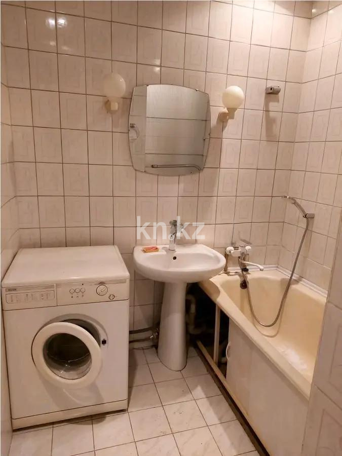 Продажа 3-комнатной квартиры, 72.4 м², ул. Аносова, дом  133 в Алматы - фото 4