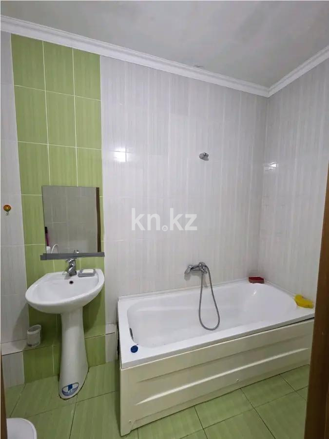 Продажа 2-комнатной квартиры, 60 м², ул. Сауран, дом  3/1 в Астане - фото 3