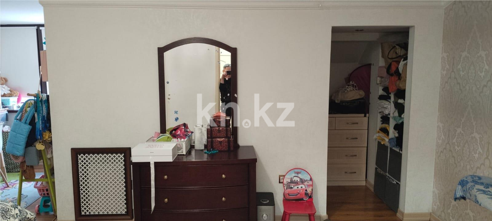 Продажа 5-комнатной квартиры, 200 м² в Караганде - фото 18