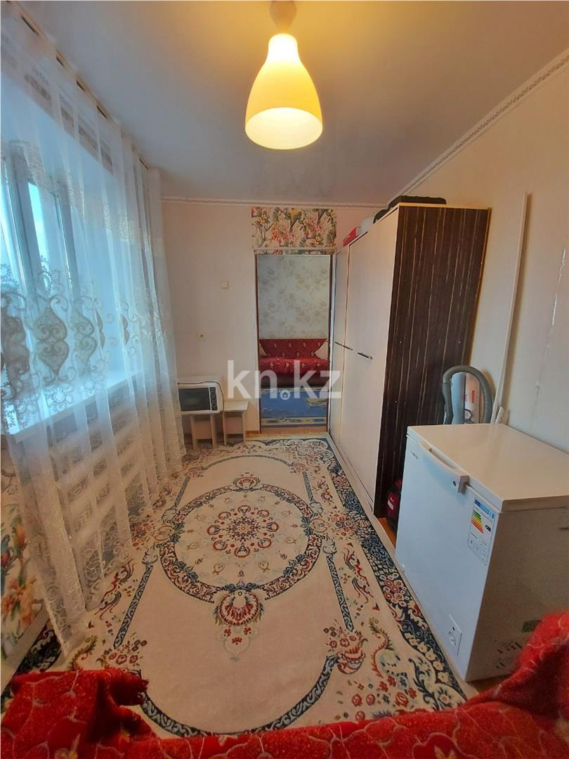 Продажа 4-комнатной квартиры, 62 м², ул. Жекибаева, дом  146 в Караганде - фото 4