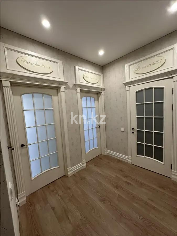 Продажа 4-комнатной квартиры, 90 м², ул. Дюсембекова, дом  44/2 в Караганде - фото 8