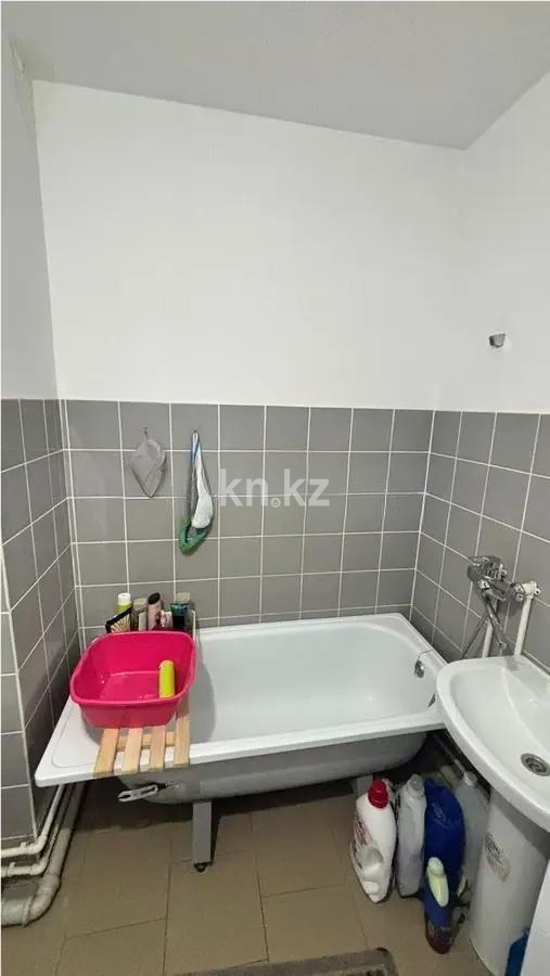 Продажа 1-комнатной квартиры, 46 м² в Караганде - фото 3