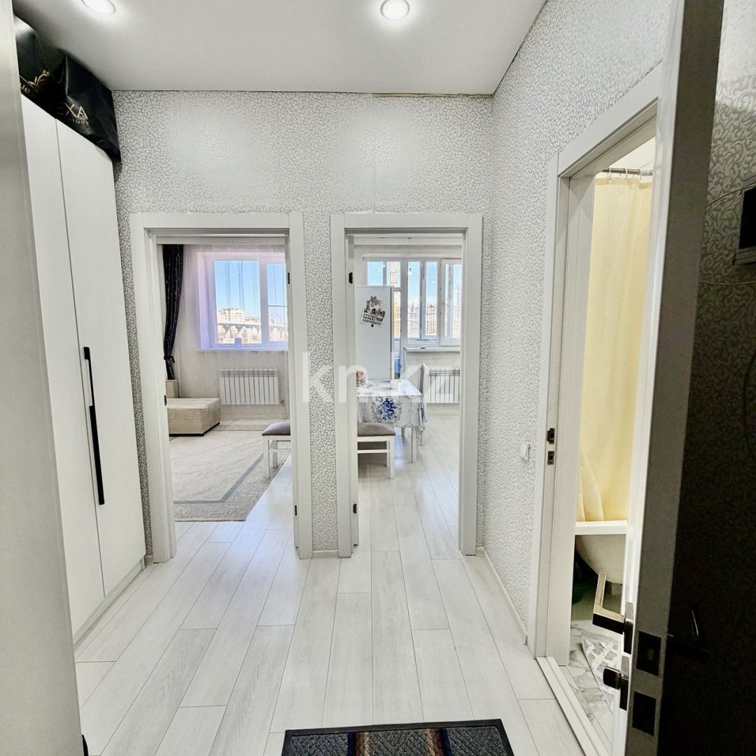Продажа 1-комнатной квартиры, 38 м² в Астане