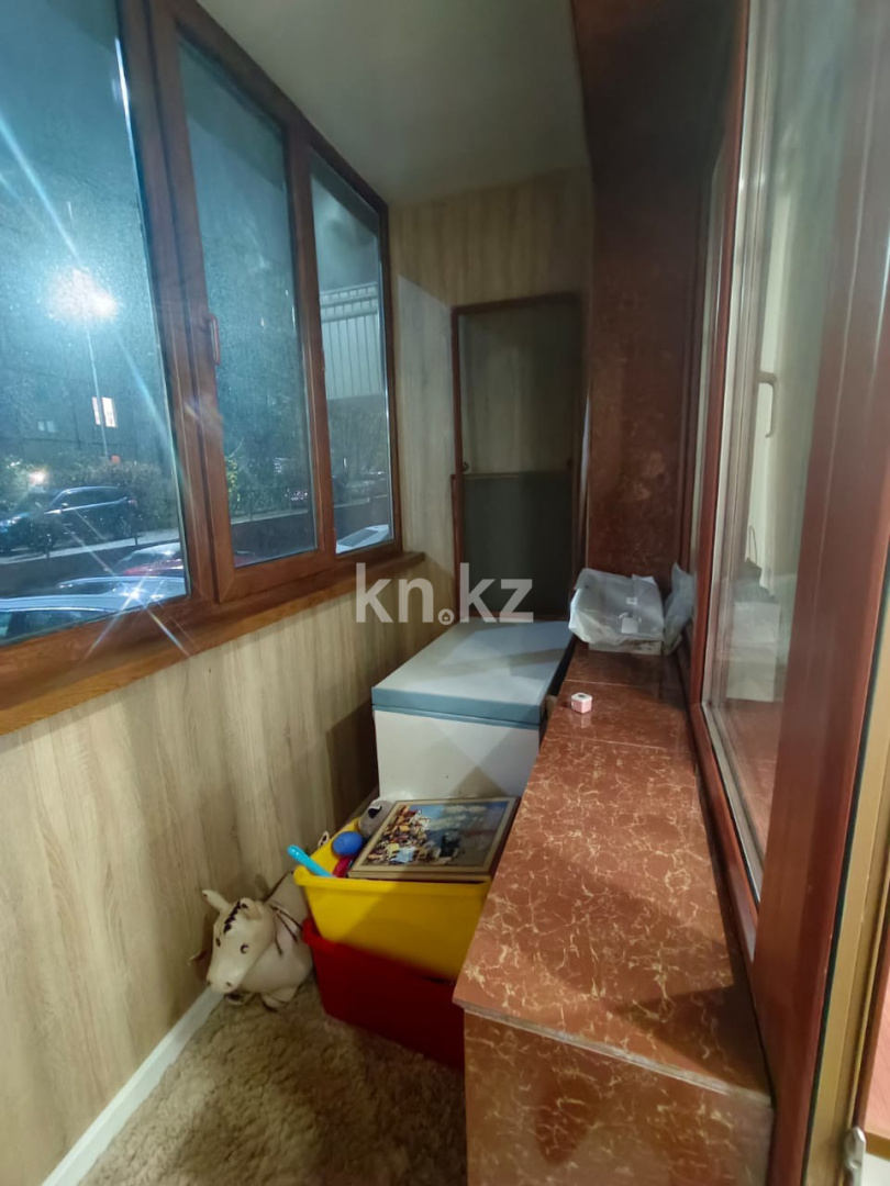 Продажа 2-комнатной квартиры, 67 м², ул. Жандосова, дом  150 в Алматы - фото 9