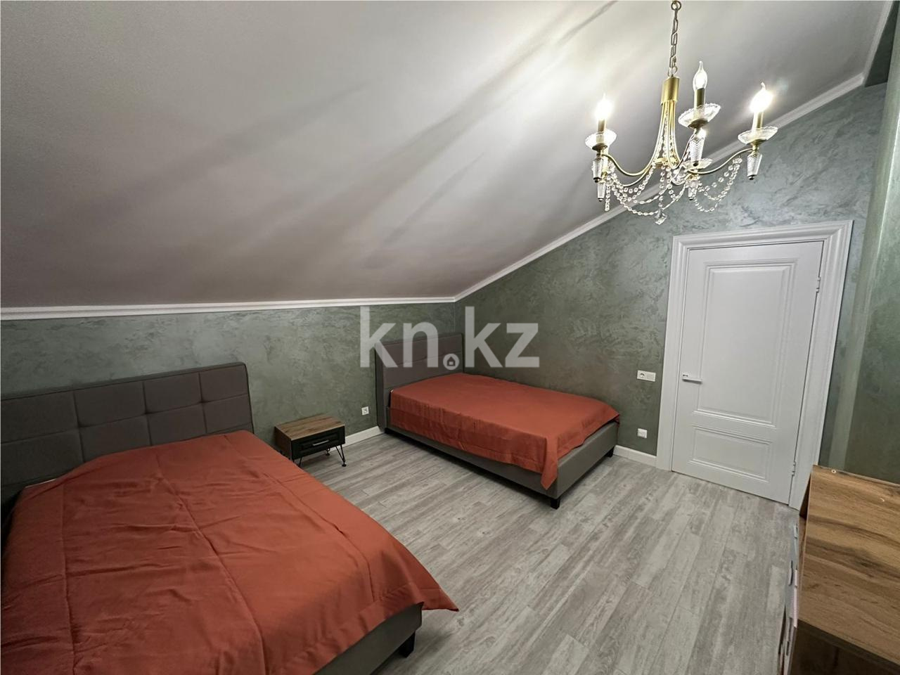 Продажа 5-комнатной квартиры, 130 м², пр. Назарбаева в Караганде - фото 3