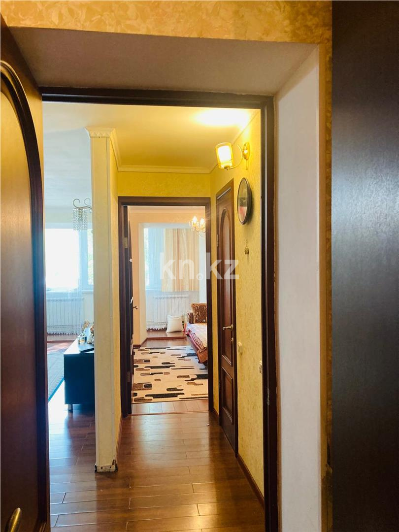 Продажа 4-комнатной квартиры, 83 м², ул. Муканова в Караганде - фото 20