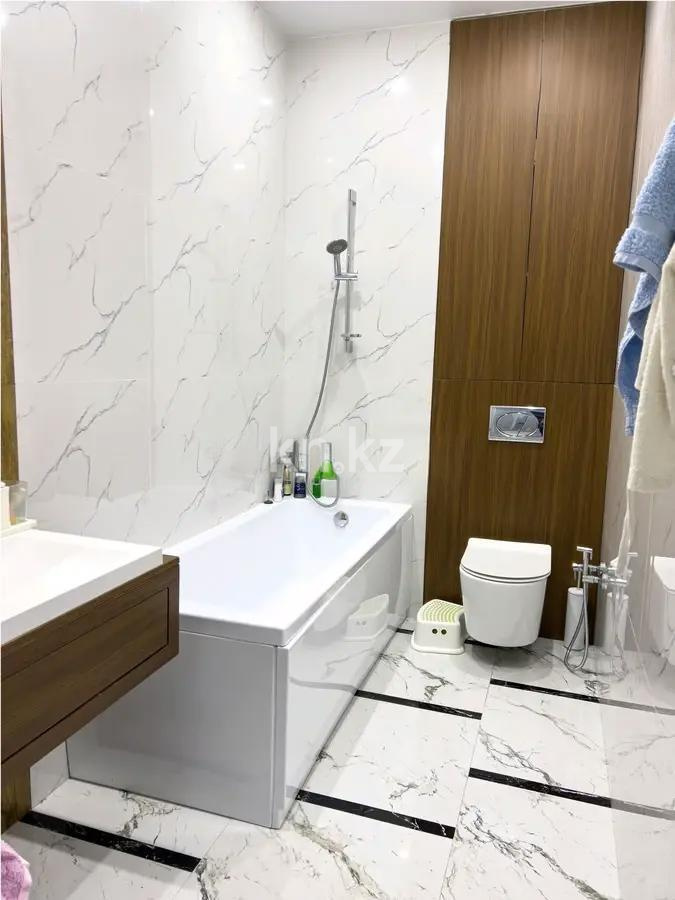 Продажа 4-комнатной квартиры, 140 м², ул. Кунаева, дом  12 в Астане - фото 6