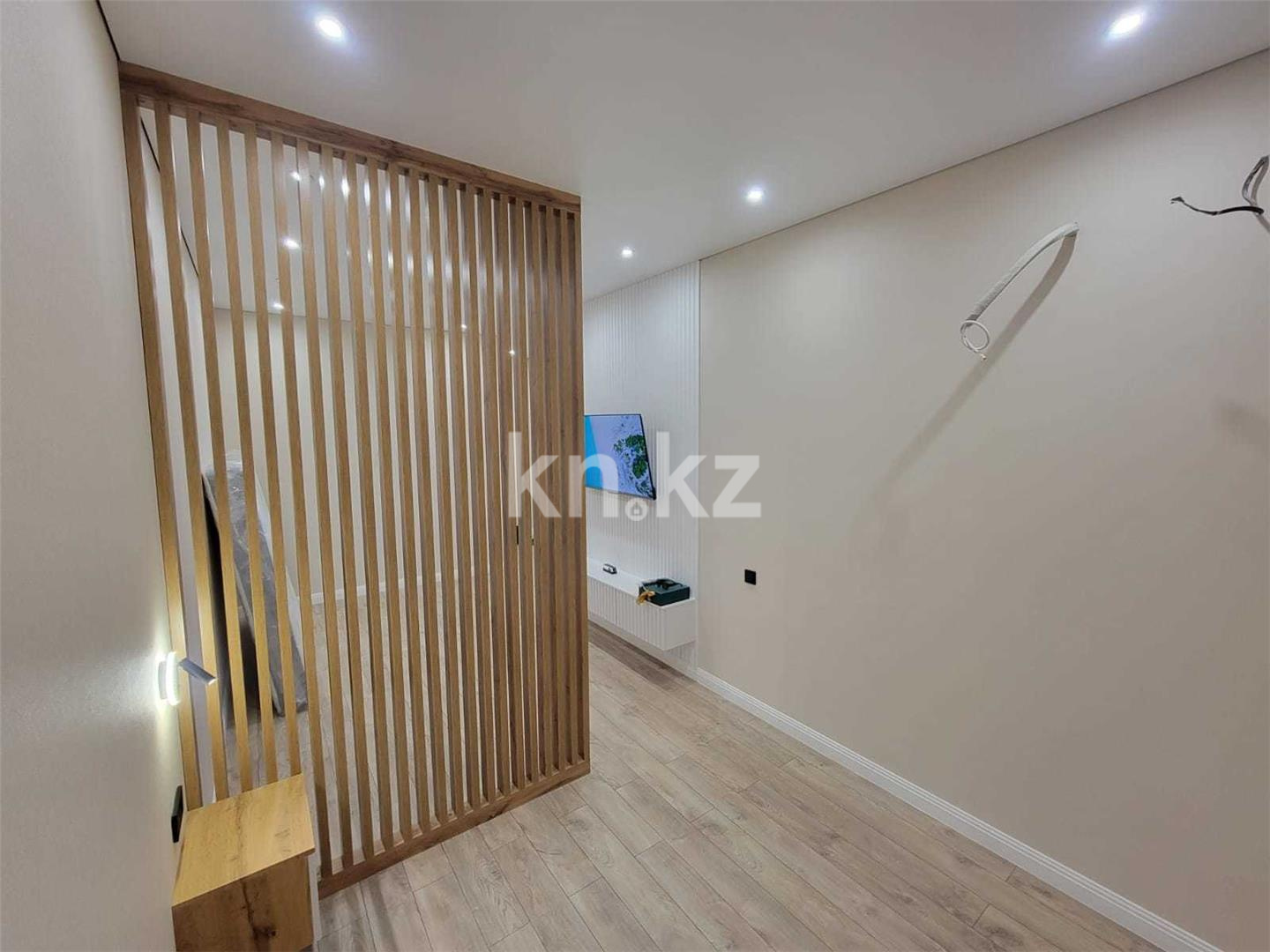 Продажа 1-комнатной квартиры, 45 м², пр. Республики в Караганде - фото 4