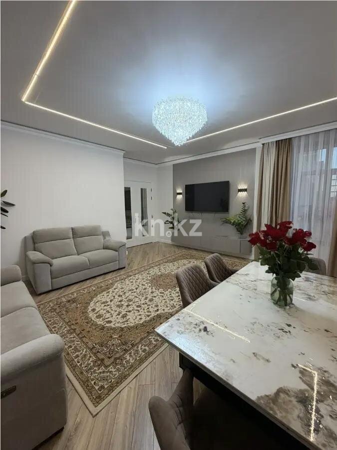 Продажа 4-комнатной квартиры, 112 м² в Караганде