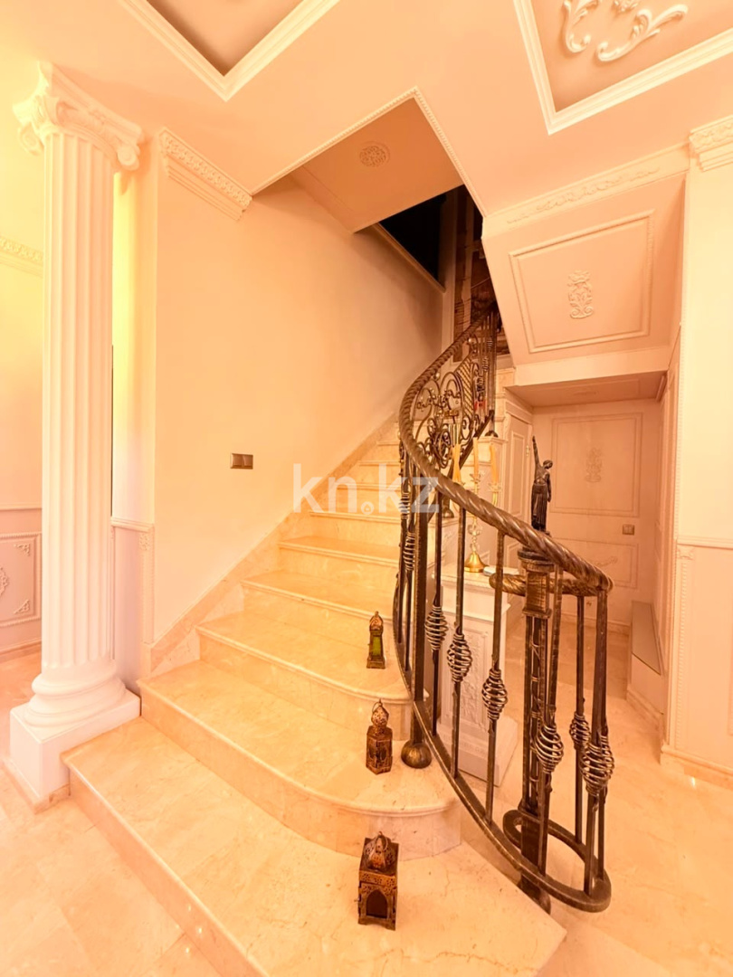 Продажа 5-комнатной квартиры, 300 м² в Астане - фото 36