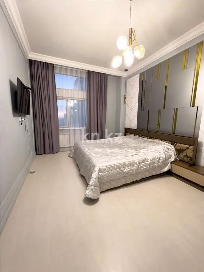 Продажа 4-комнатной квартиры, 140 м², ул. Кунаева, дом  12 в Астане - фото 2