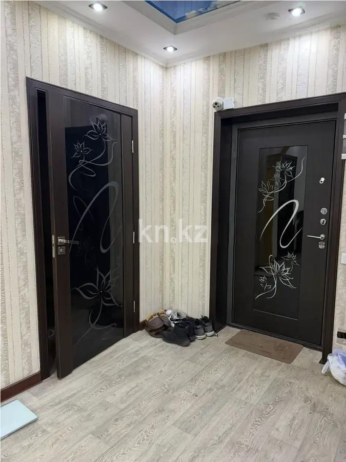 Продажа 2-комнатной квартиры, 65 м², ул. Толе би, дом  286/5 в Алматы - фото 3