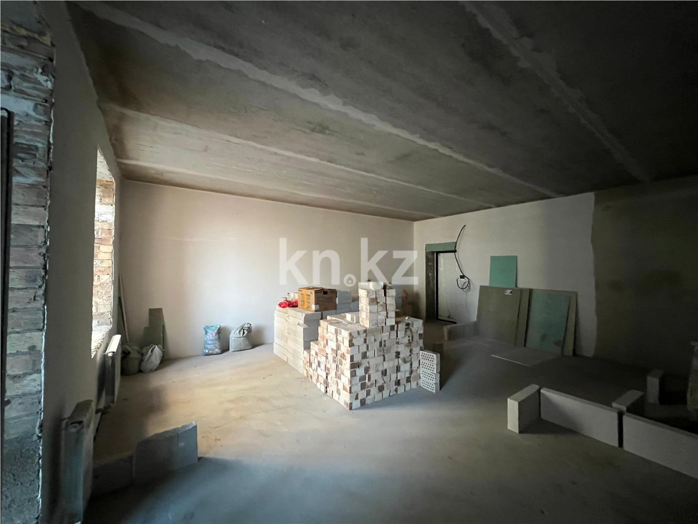 Продажа 1-комнатной квартиры, 45 м², ул. Букетова, дом  3/2 в Караганде - фото 5